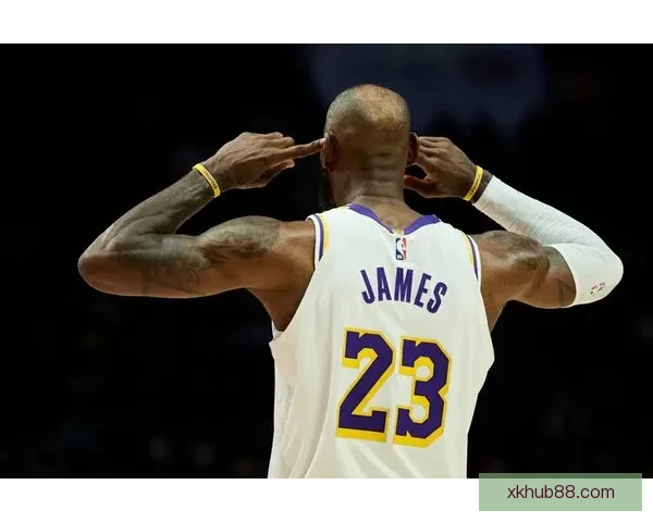 詹姆斯创常规赛出场纪录 肯纳德展现联盟顶级射手风采