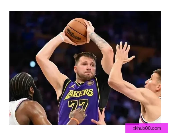 湖人连败止步活塞双杀无缘十连胜詹姆斯带伤仍准三双东契奇32分遗憾收官